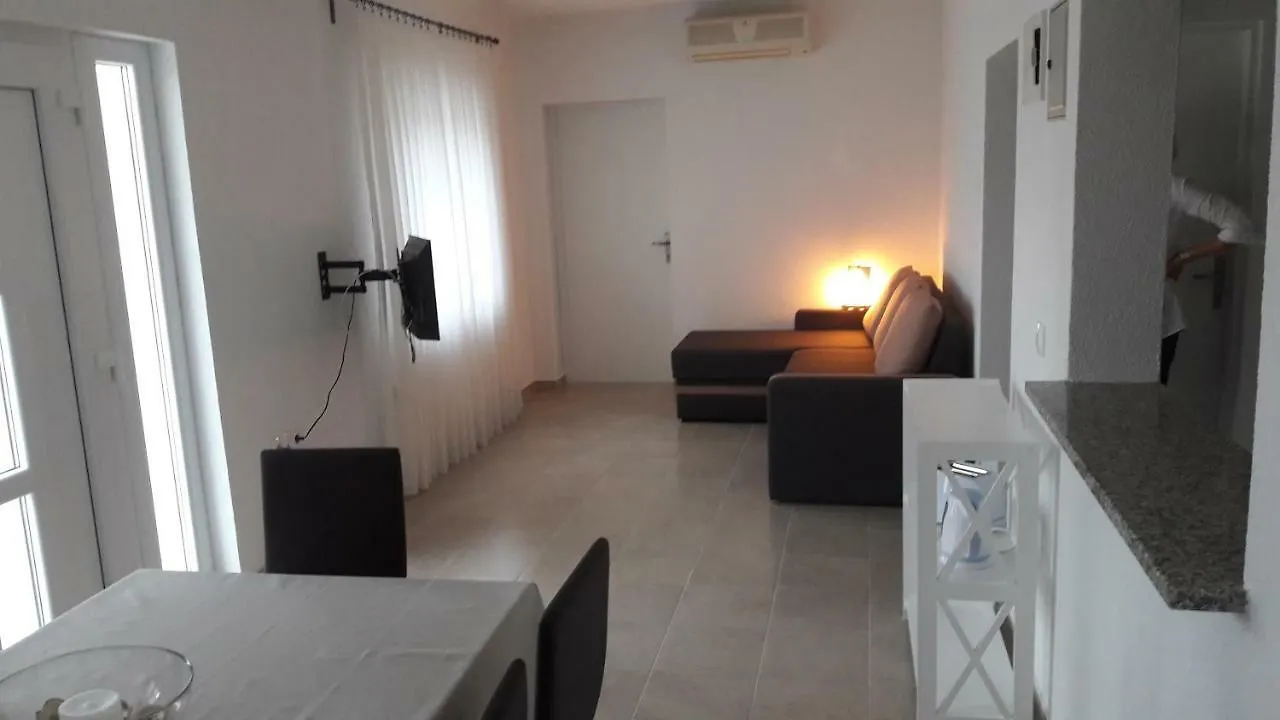 아파트 Apartman Marco 프레멘투라